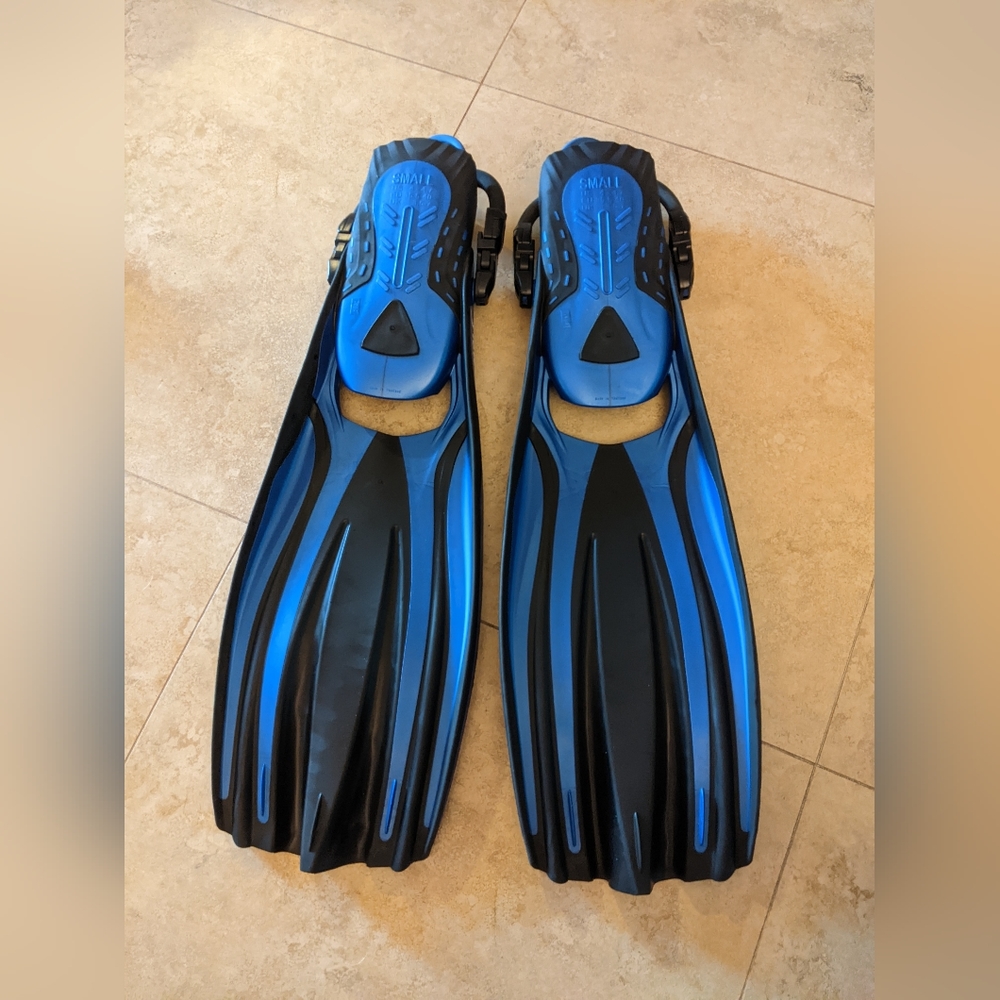 Genesis Flow Scuba Diving Flippers - image 3